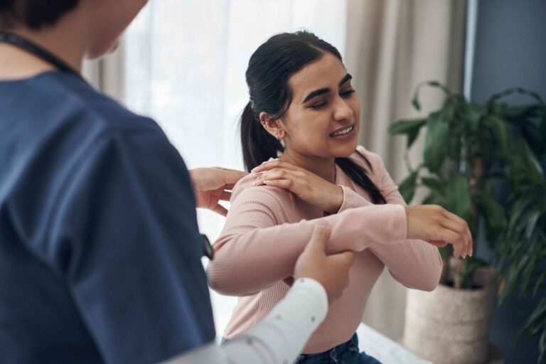 How Shoulder Pain Affects Your Daily Life and How to Manage It